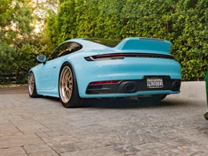 Porsche 911 Carrera Thumbnail