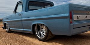 Ford F-100