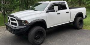  Ram 1500 with Vision Off Road 412 Rocker