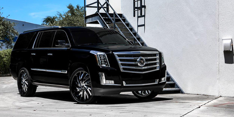  Cadillac Escalade with Status Wheels S836 Hurricane