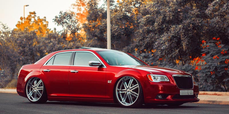  Chrysler 300 with Status Wheels S805 Game