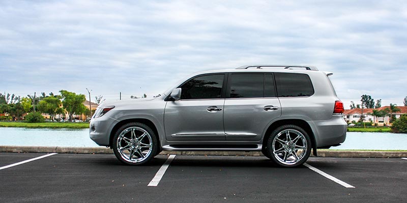  Lexus LX with Status Wheels S828 Crown