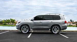 Lexus LX with Status Wheels S828 Crown