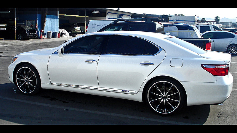 Lexus ls600 2022