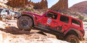 Jeep Wrangler with Vision Discontinued 417 Creep