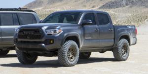 Toyota Tacoma with Vision Off Road 354 Manx 2