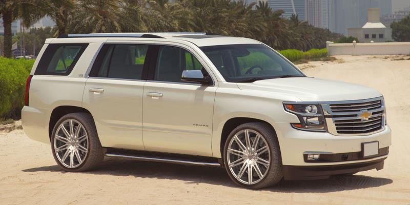  Chevrolet Tahoe with Cavallo Wheels CLV-10