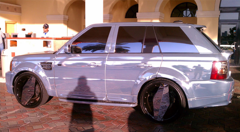  Land Rover Range Rover with Status Wheels S815 Grinder