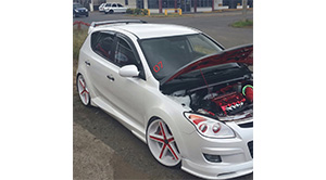 Hyundai Elantra with Ruff Racing R359