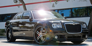 Chrysler 300 with Status Wheels S816 Knight 5