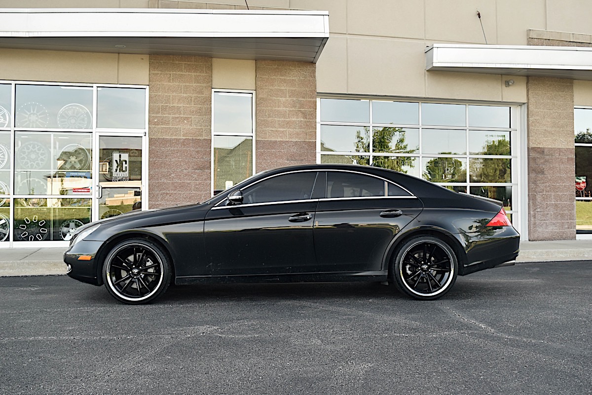 Mercedes-Benz CLS550