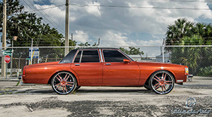 Chevrolet Caprice with Status Wheels S820 Fang