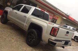 GMC Sierra