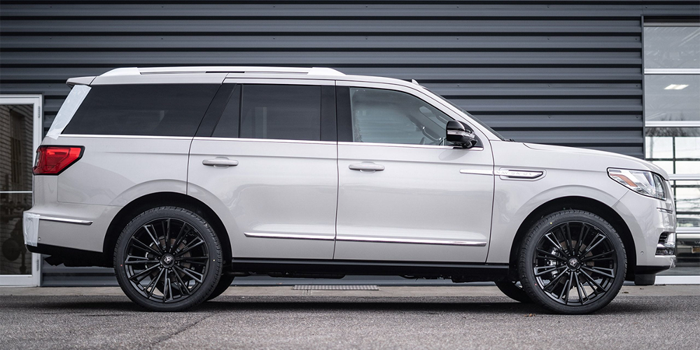 Lincoln Navigator
