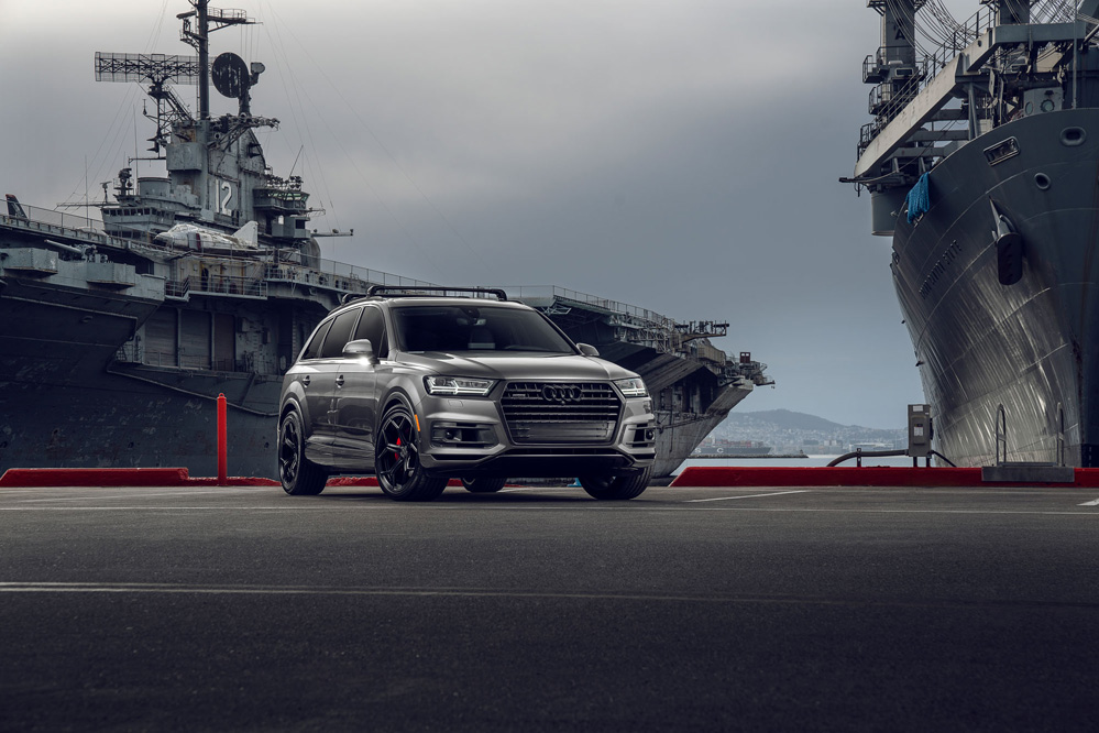  Audi Q7 with XO Wheels Helsinki