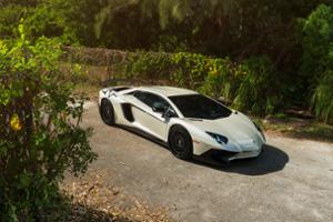 Lamborghini Aventador SV Thumbnail