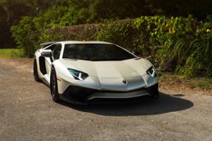 Lamborghini Aventador SV Thumbnail