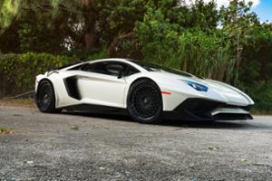 Lamborghini Aventador SV Thumbnail