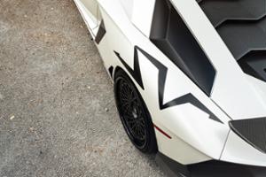 Lamborghini Aventador SV Thumbnail