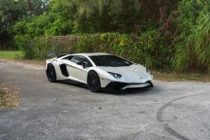 Lamborghini Aventador SV Thumbnail