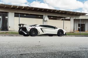 Lamborghini Aventador SV Thumbnail