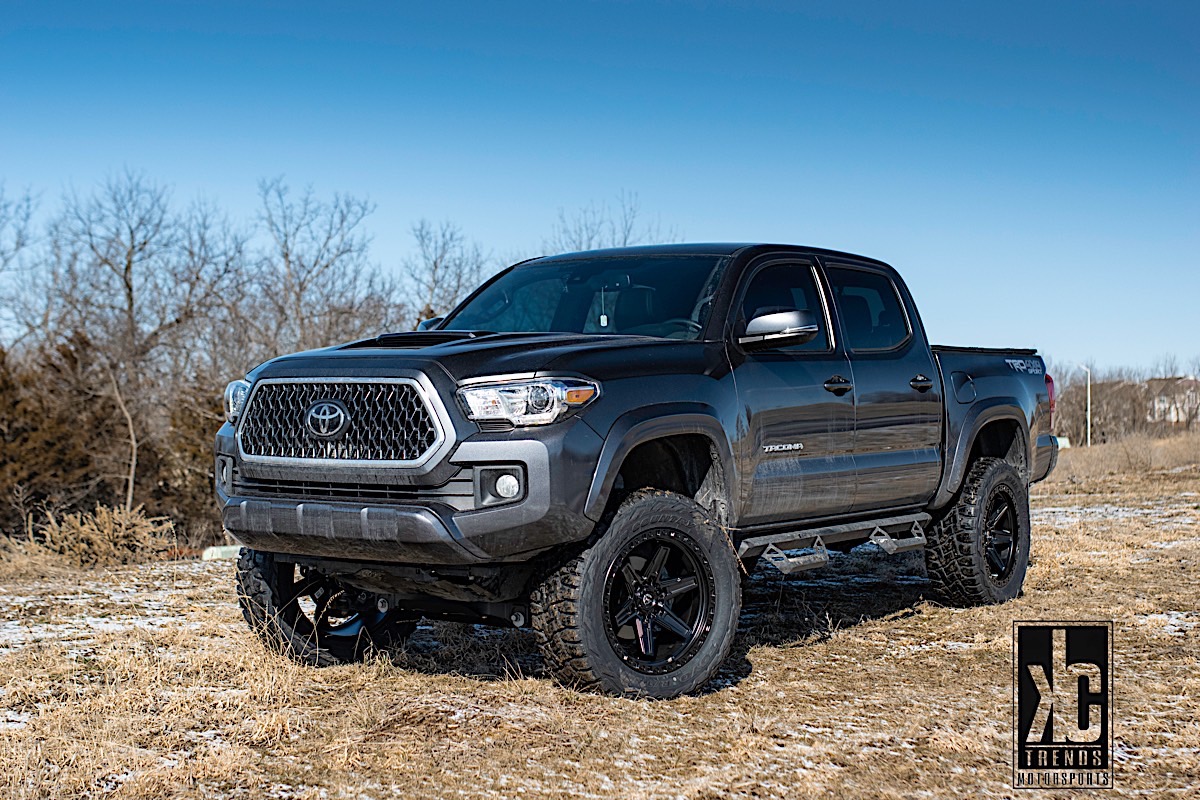 Toyota Tacoma Kicker 6 - D697 Gallery - KC Trends