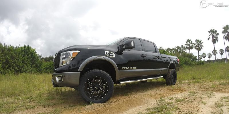 Nissan Titan