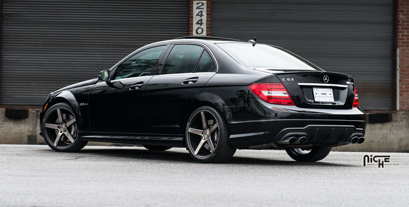 Mercedes-Benz AMG C63