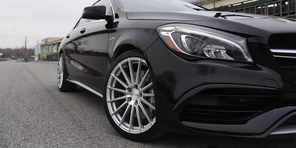 Mercedes-Benz CLA45 AMG Kraft