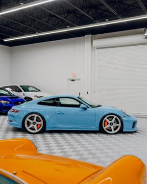 Porsche 911 GT3 Thumbnail