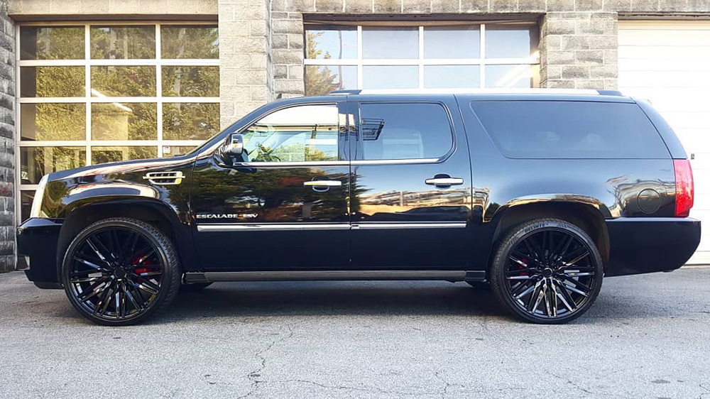  Cadillac Escalade with Status Wheels Adamas