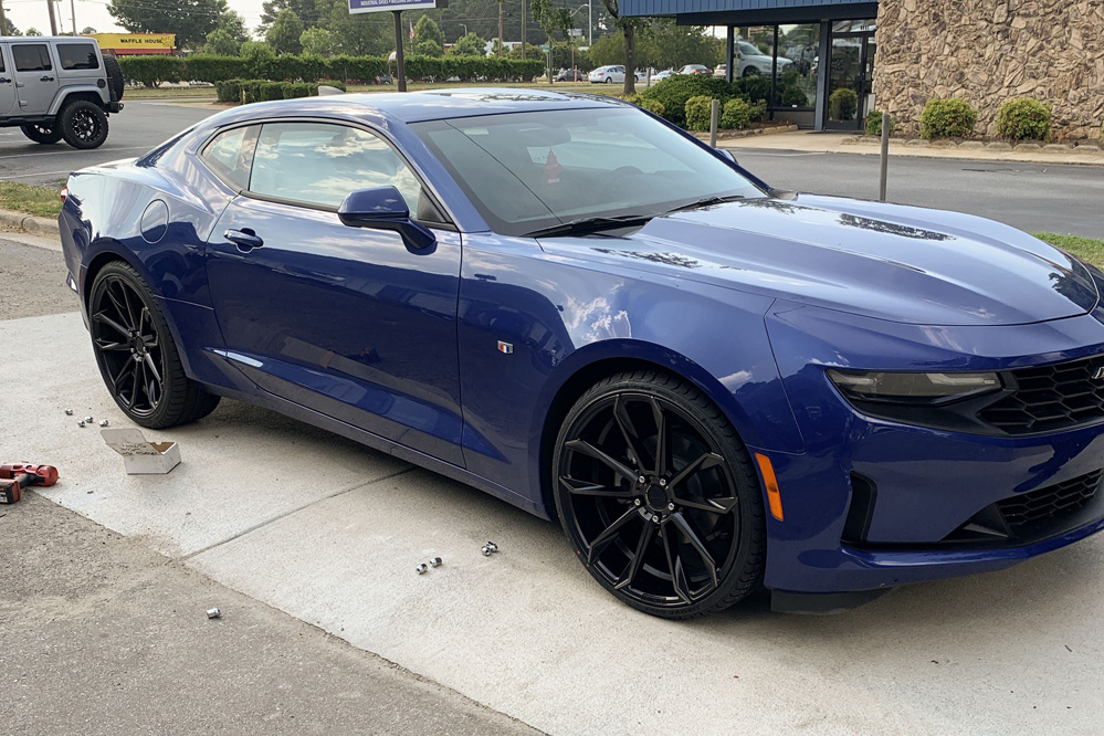  Chevrolet Camaro with Status Wheels Mastadon 6