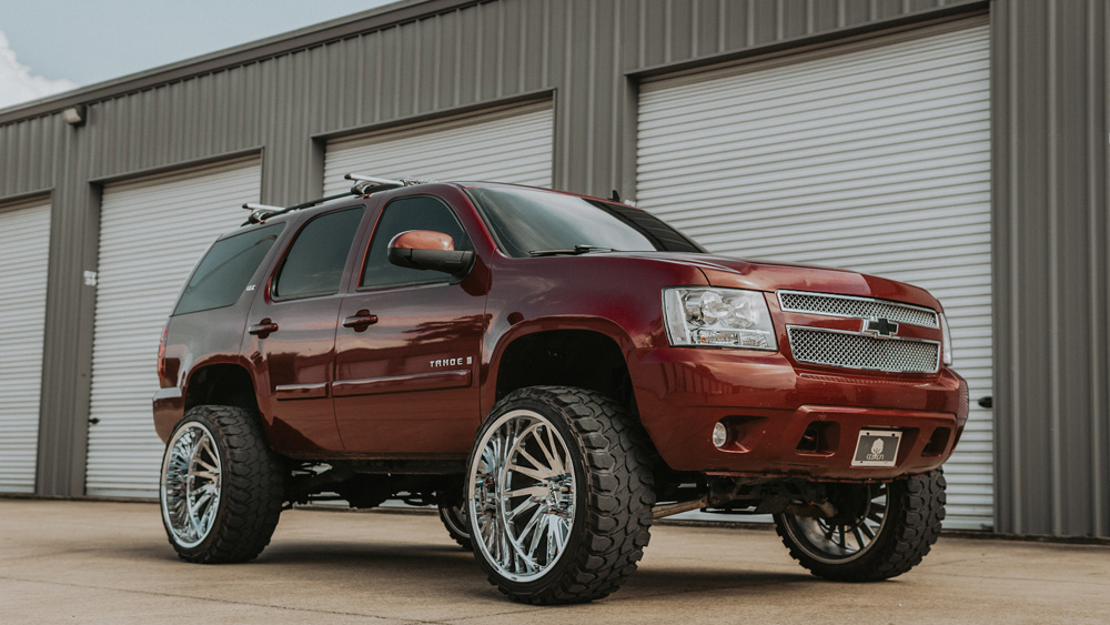  Chevrolet Tahoe with Tuff Off-Road T2A True Directional