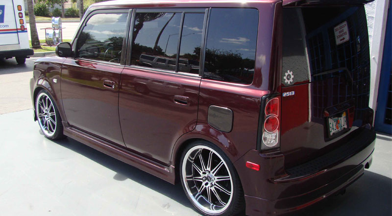  Scion xB with Ruff Racing R395