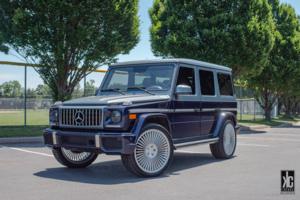 Mercedes-Benz G550 with 
