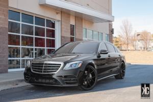 Mercedes-Benz S560 with 