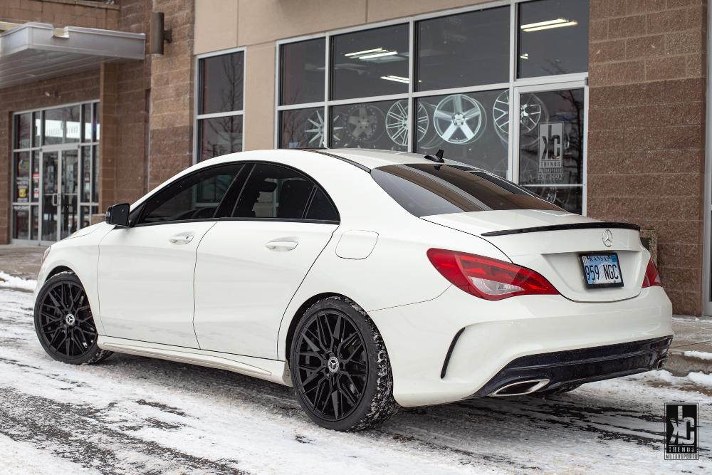 Mercedes-Benz CLA250