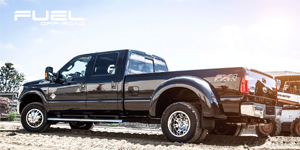 Ford F-350 with Fuel Dually Wheels Throttle Dually Front - D512 