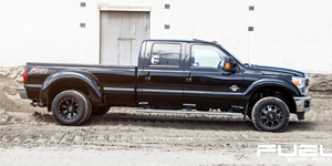 Ford F-350 with Fuel Dually Wheels Throttle Dually Front - D512 