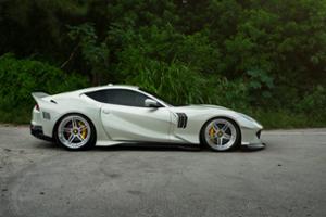 Ferrari 812 Superfast Thumbnail