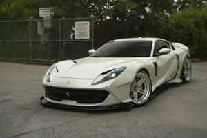Ferrari 812 Superfast Thumbnail