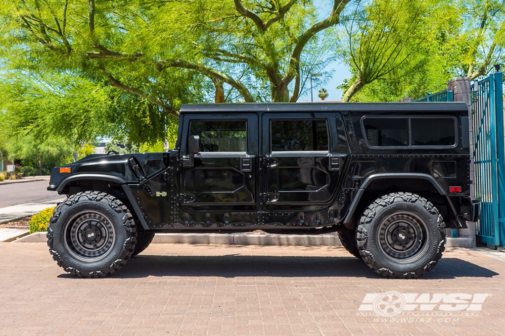 Hummer H1