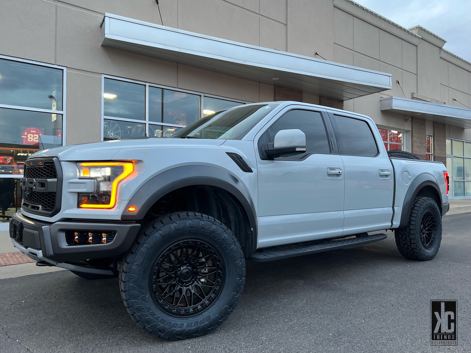  Ford F-150 with Fuel 1-Piece Wheels TRIGGER - D757