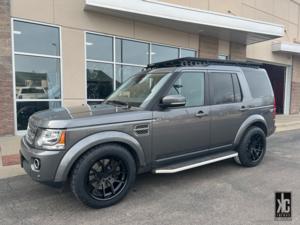 Land Rover LR4 with 