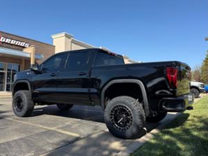 GMC Sierra 1500 with Fuel 1-Piece Wheels Charger 6 - FC873BT