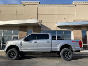 Ford F-350 Super Duty with Fuel 1-Piece Wheels Rage - D711