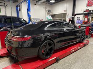 Mercedes-Benz S63 AMG with Giovanna Wheels Cinque