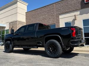 Chevrolet Silverado 2500 HD with Fuel 1-Piece Wheels Flux 8 - FC854BX