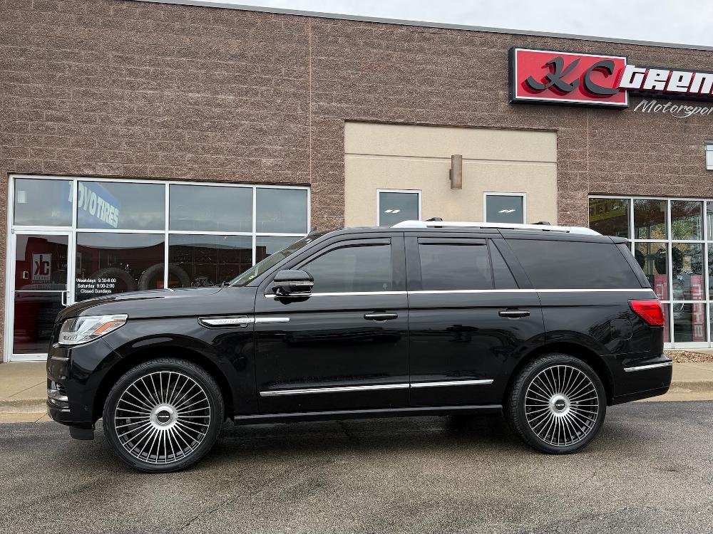 Lincoln Navigator