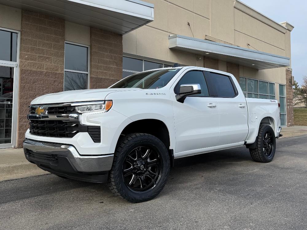 Chevrolet Silverado Fuel 1-Piece Wheels Darkstar - FC853BE